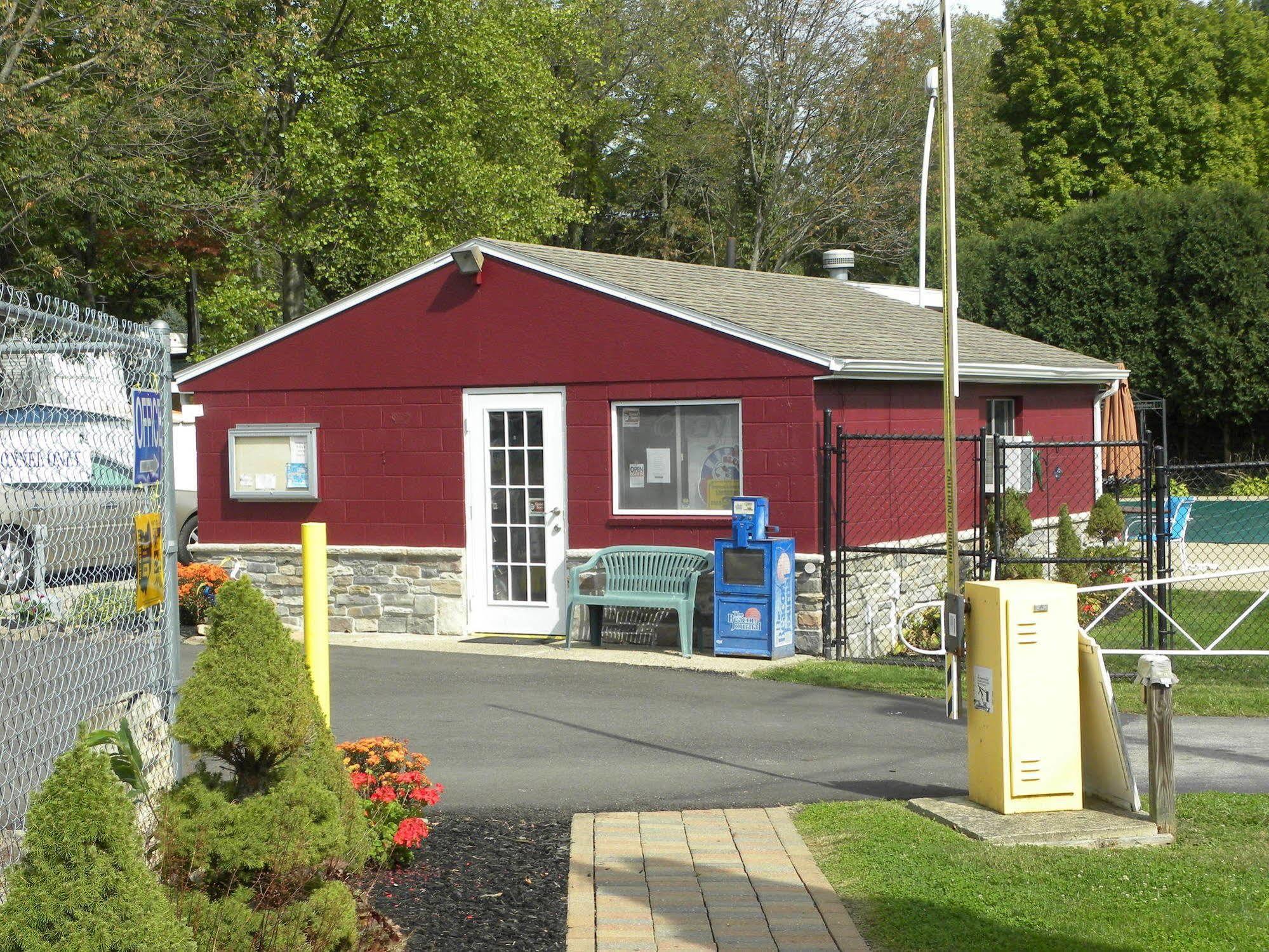 Countryside Campground Apartment Mogadore Exterior photo