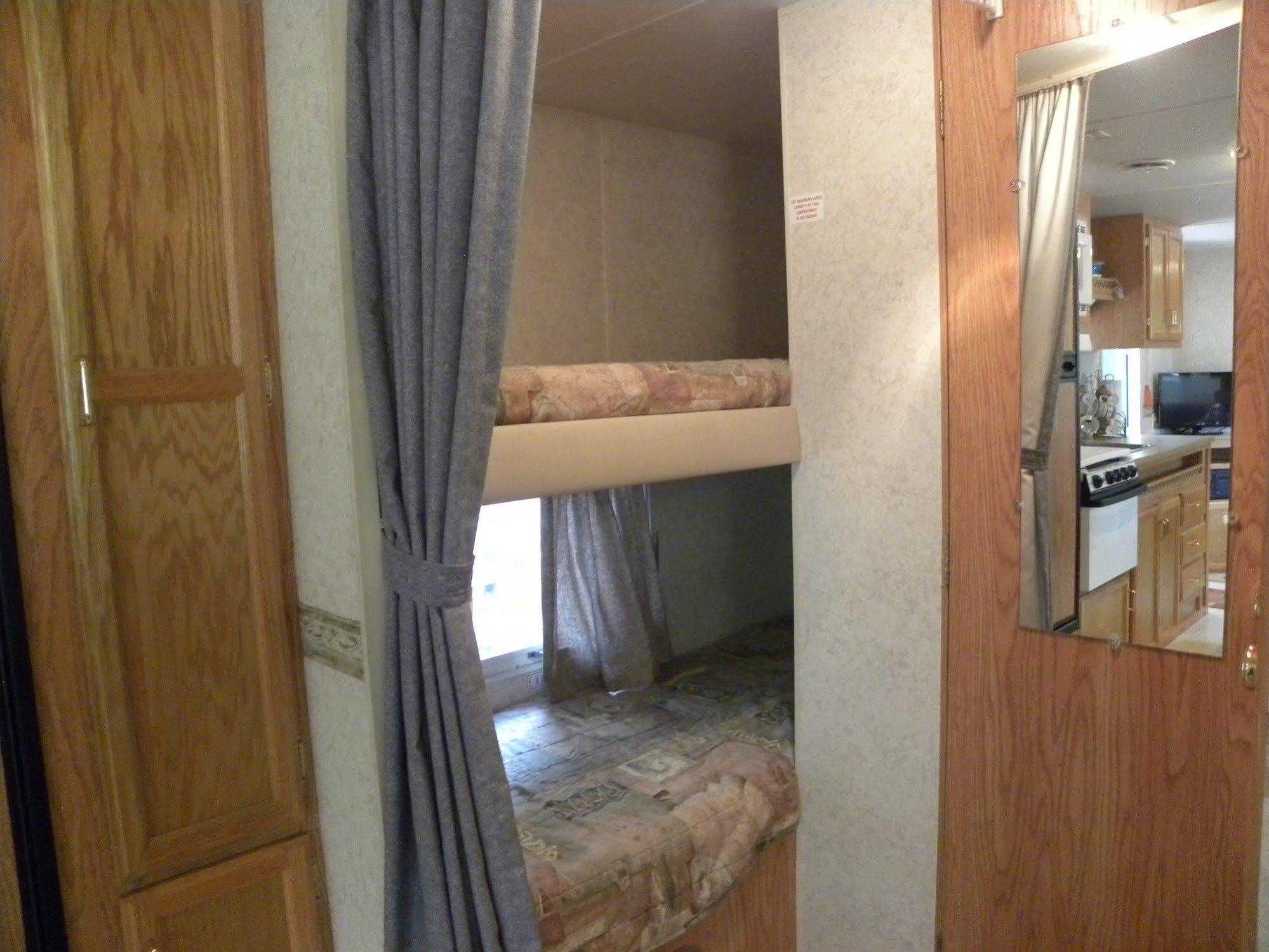 Countryside Campground Apartment Mogadore Exterior photo