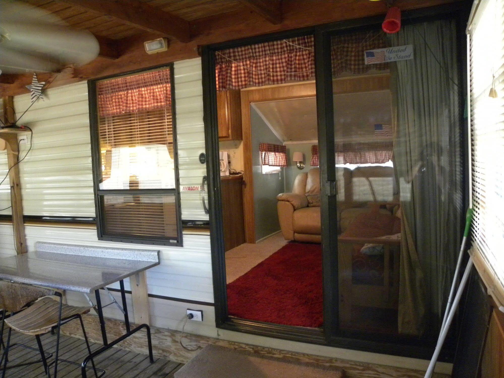 Countryside Campground Apartment Mogadore Exterior photo